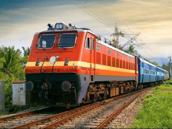 New Train Service Enhances Connectivity Between Nagpur and Gaya